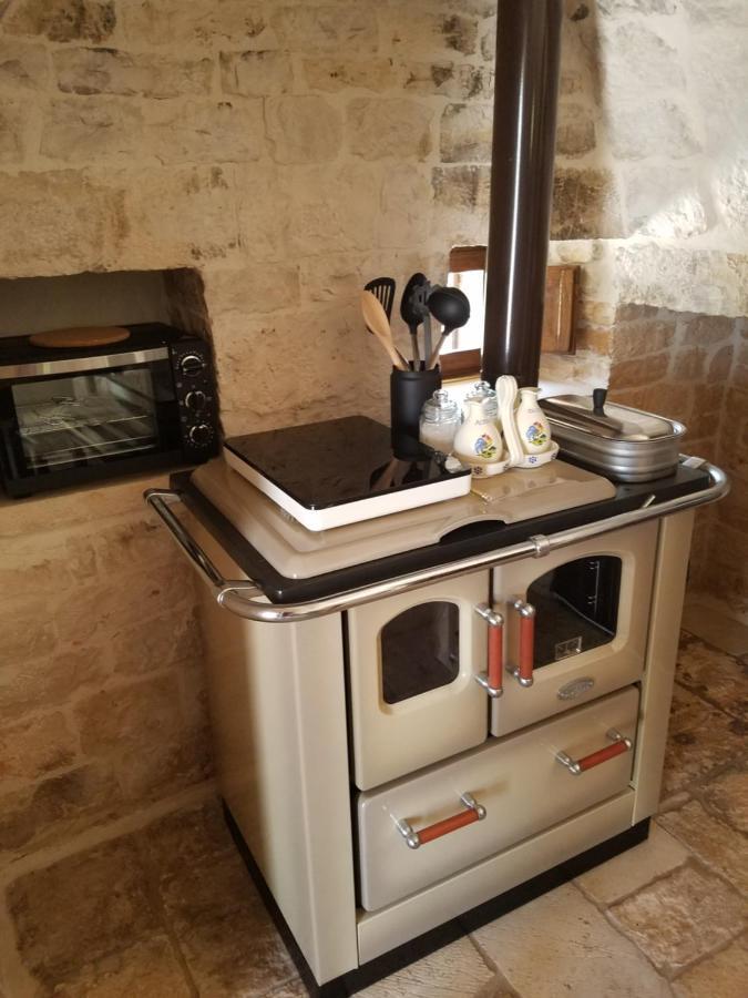Antico Trullo Immerso Nella Campagna Αλμπερομπέλο Εξωτερικό φωτογραφία