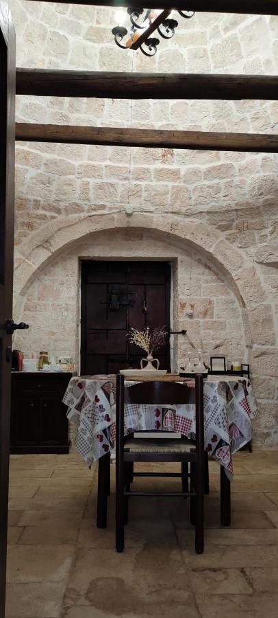 Antico Trullo Immerso Nella Campagna Αλμπερομπέλο Εξωτερικό φωτογραφία